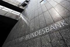 Έκκληση Bundesbank προς το Παρίσι να εμμείνει στους στόχους προσαρμογής