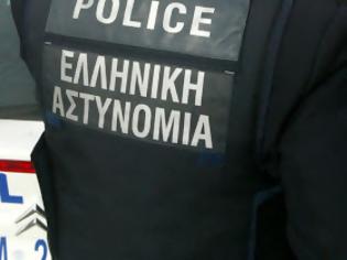 Φωτογραφία για Πάτρα: Νεαρός Ρομά «αγκάλιασε» περαστικό και κατάφερε και του άρπαξε 1.000 ευρώ