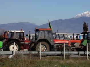 Φωτογραφία για Αποχωρούν οι αγρότες από το μπλόκο της Νίκαιας [video]