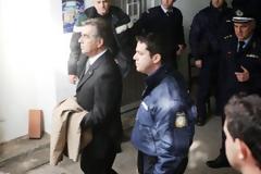 Σύζυγος Παπαγεωργόπουλου: Σε κελί με άλλους δέκα 10 o Βασίλης