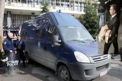 Η «πτήση» από τον Δήμο στη φυλακή
