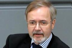 «Δεν υπάρχει ούτε δισταγμός, ούτε ανώτατο όριο στη χρηματοδότηση της Ελλάδας»