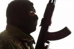 Ληστές με καλάσνικοφ χτύπησαν σε Ταχυδρομικό Ταμιευτήριο