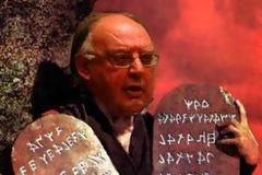Πάγκαλος: Το κόμμα μου θα λέγετε Aυτογνωσία (Βίντεο)