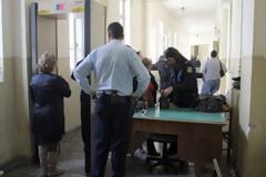 Δρακόντεια μέτρα και μαύρα πουκάμισα στη δίκη για το φονικό στο Ροτάσι