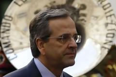  Η “γραμμή άμυνας” της κυβέρνησης απέναντι στις ασφυκτικές πιέσεις για απολύσεις