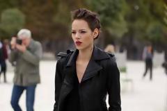 6 in fashion τρόποι για να φορέσεις το δερμάτινο τζάκετ