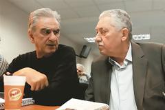 “Παράθυρο” ΔΗΜΑΡ στο… άνοιγμα Βενιζέλου
