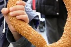 Μάχη επιβίωσης δίνουν οι μικροπωλητές στην Αθήνα