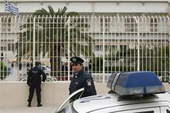 Χειροβομβίδες και όπλο βρέθηκαν σε πτέρυγα των φυλακών Κορυδαλλού