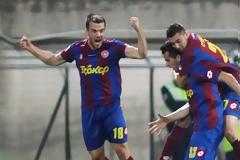 Ζωντανή στο κυνήγι της παραμονής έμεινε η Κέρκυρα