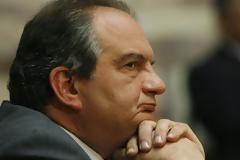Νέες προβοκάτσιες με στόχο τον πρώην πρωθυπουργό
