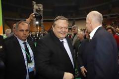 Λιβανήστε τον ΓΑΠ! Αυτός είναι ο ηγέτης που σας αξίζει!