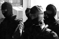 Koυκουλοφόροι έδεσαν κι έδειραν γερόντια για χρυσές λίρες σε μικρό χωριό!