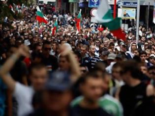 Φωτογραφία για Βουλγαρία: Δεκάδες χιλιάδες διαδήλωσαν κατά διαφθοράς και φτώχειας