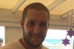 Με δάκρυα ο πατέρας του άτυχου Νίκου μιλάει μπροστά στην κάμερα για το παιδί του