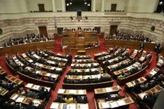 Υπουργείο ξοδεύει 900 ευρώ σε καφέ και τσάϊ!