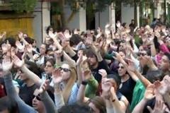 Διαμαρτυρία κατά του σχεδίου «Αθηνά» στα Προπύλαια