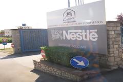 Και η Nestlé διαψεύδει δημοσιεύματα για μισθούς 300 ευρώ...