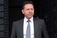 Ελέγχους πόθεν έσχες σε όλους τους προϊσταμένους στο ΥΠ.ΟΙΚ. διέταξε ο Γ. Στουρνάρας