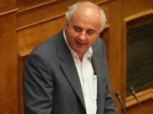 Φωτογραφία για «Έβγαλε λαβράκι» ο Αχαιός βουλευτής Καραθανασόπουλος – Ήθελαν στα 600 ευρώ το ακατάσχετο όριο του μισθού!