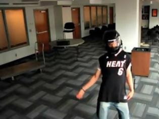 Φωτογραφία για Harlem shake; Όχι αυτή τη φορά! (vid)