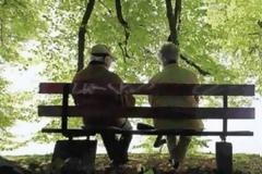 Ψηλά στην Ευρώπη σε μακροζωία οι Έλληνες