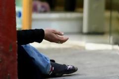 Σοκαριστικό: Έχετε αναρωτηθεί ποτέ γιατί τα παιδιά που κρατούν οι ζητιάνες κοιμούνται συνεχώς;