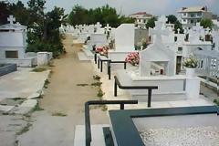 Δυτική Ελλάδα: Διαστάσεις χιονοστιβάδας παίρνει το φαινόμενο της λεηλασίας νεκροταφείων
