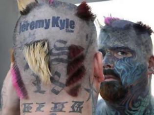 Φωτογραφία για O άνδρας που έχει τατουάζ ακόμα και στο μάτι δυσκολεύεται να βρει δουλειά!