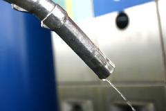 Αίγιο: Άρπαζαν βενζίνη από αυτοκίνητα