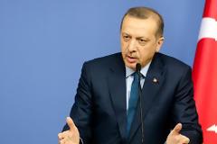Ερντογάν προς ΜΜΕ: Αν αγαπάτε την Τουρκία, προσέξτε τι γράφετε