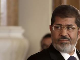 Φωτογραφία για Αίγυπτος: Το Διοικητικό Δικαστήριο ακύρωσε το διάταγμα του Μόρσι για τις εκλογές