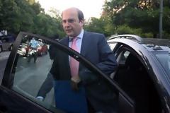 Ενστάσεις της τρόικας για τα υπερχρεωμένα νοικοκυριά