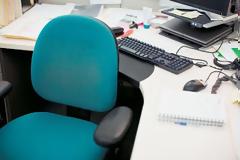 Οι θέσεις που καταργούνται σε 6 υπουργεία