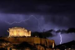 Το μέγιστο πρόβλημα που δεν μπαίνει κάτω από το χαλί / Η ύφεση ισοπεδώνει τα έσοδα...!!!