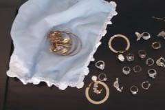 Δύο αδερφές στην Ξάνθη λήστεψαν κοσμηματοπωλείο και συνελήφθησαν από τη ΔΙΑΣ