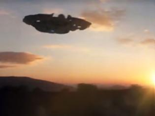 Φωτογραφία για Πώς φτιάχνεται ένα ρεαλιστικό αλλά εντελώς ψεύτικο βίντεο με UFO [video]
