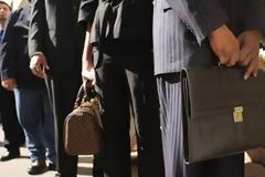 Μειώθηκαν οι αιτήσεις για επίδομα ανεργίας στις ΗΠΑ