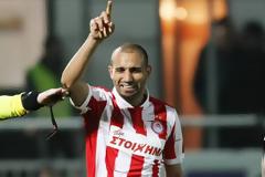 ΧΑΡΟΥΜΕΝΟΣ ΓΙΑ ΤΗΝ ΕΠΙΣΤΡΟΦΗ ΣΤΗΝ ΕΘΝΙΚΗ ΑΛΓΕΡΙΑΣ Ο ΤΖΙΜΠΟΥΡ