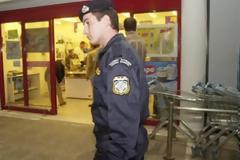 Ένοπλοι λήστεψαν δύο σούπερ μάρκετ στα Ιωάννινα