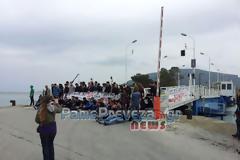 Λευκάδα: Στους δρόμους οι φοιτητές του ΤΕΙ – Έκλεισαν την γέφυρα