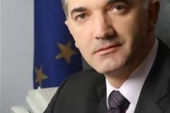 Ποιοι φταίνε για τις ελλείψεις φαρμάκων κατά τον Μάριο Σαλμά;
