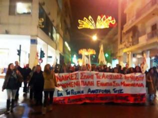 Φωτογραφία για Πάτρα: Ολοκληρώθηκε το συλλαλητήριο για τη Μέρα της Εργαζόμενης Γυναίκας
