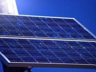 Φωτογραφία για Οι ηλιακές μπαταρίες καταργούν τους λογαριασμούς ρεύματος