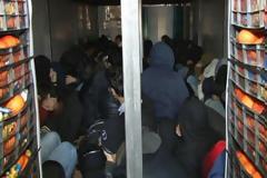 Πάτρα: Κρύφτηκαν στα πορτοκάλια