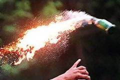 Έρευνες για τους βομβιστές του Ταχυδρομικού Ταμιευτήριο στον Βόλο