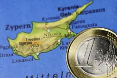 Κύπρος: Ένταση στις διαπραγματεύσεις με την τρόικα