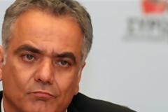 «Με σημαδεμένα χαρτιά» το πόκερ κυβέρνησης – τρόικας
