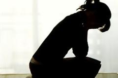 Θύμα βίας από τον σύντροφό της 1 στις 4 Ελληνίδες